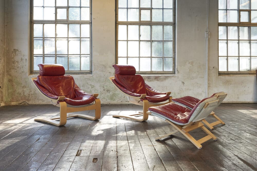 A pair of Swedish Kroken Leather Lounge Chairs and Stools - Image 6