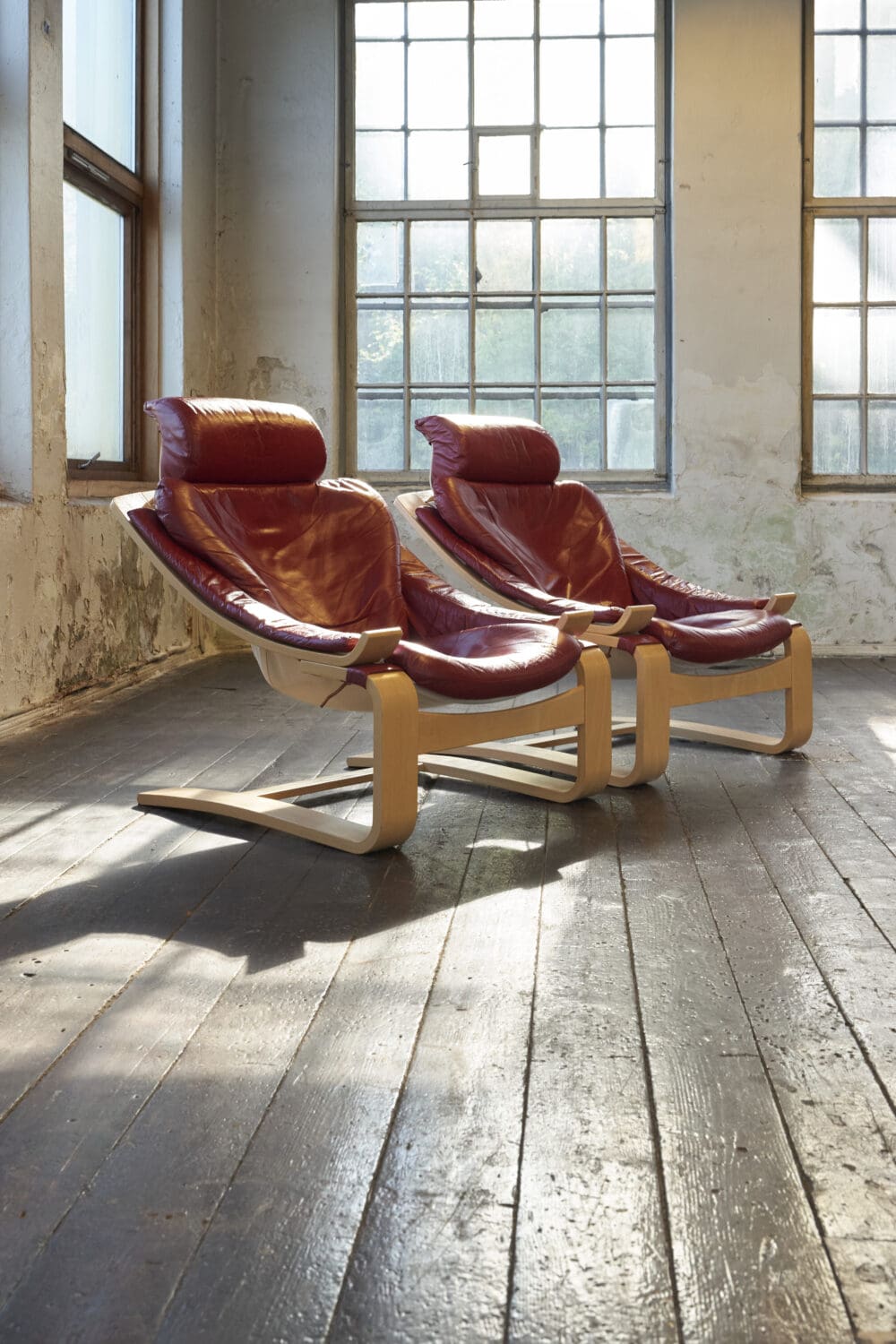 A pair of Swedish Kroken Leather Lounge Chairs and Stools - Image 12