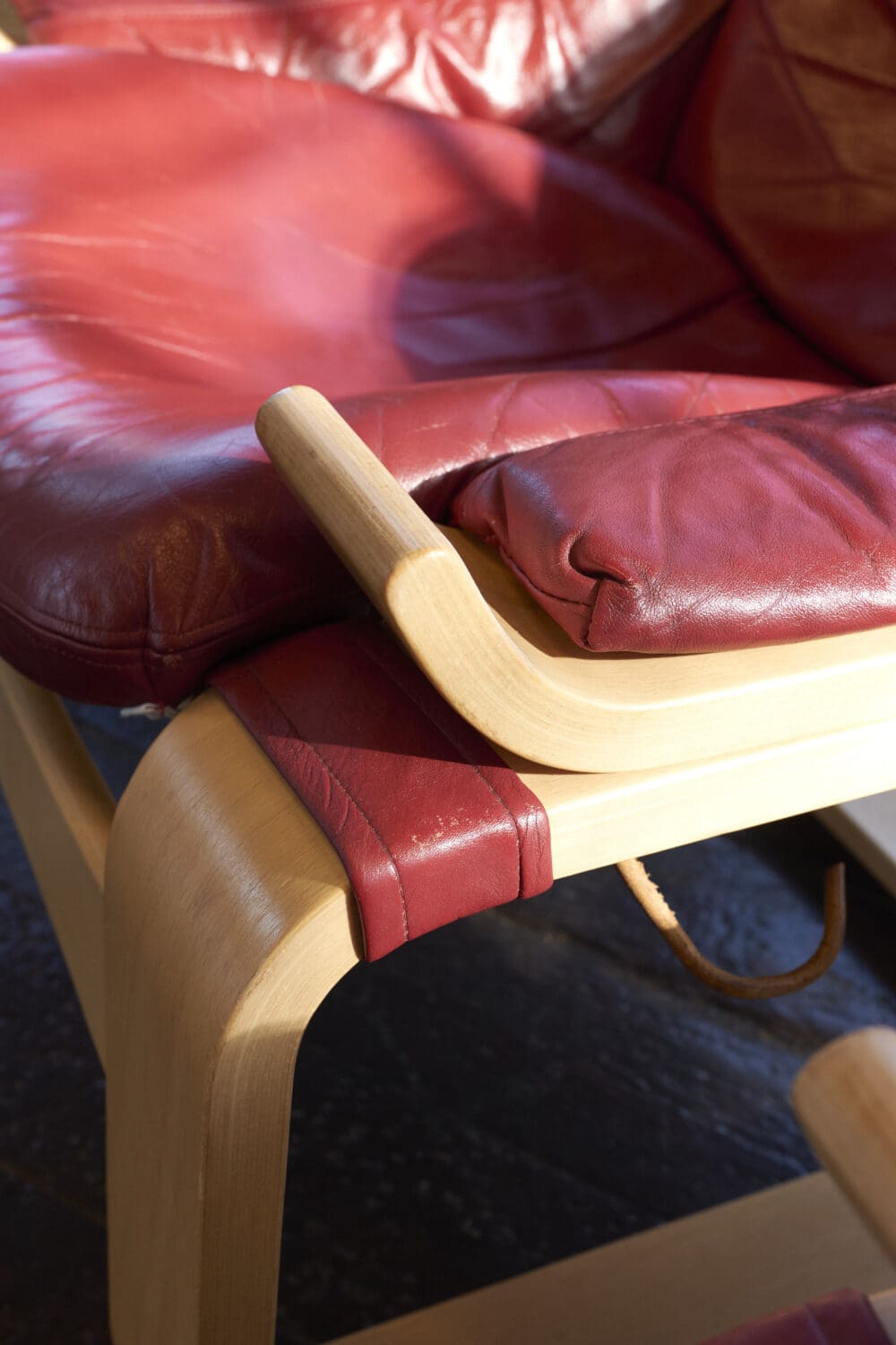 A pair of Swedish Kroken Leather Lounge Chairs and Stools - Image 14