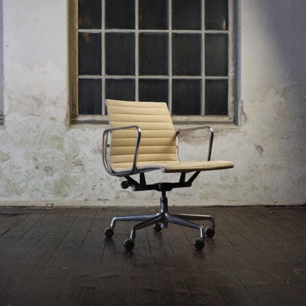 2007 Eames Aluminium Group Chair