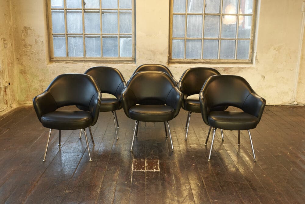 Saarinen Executive Armchair - Knoll - Image 6