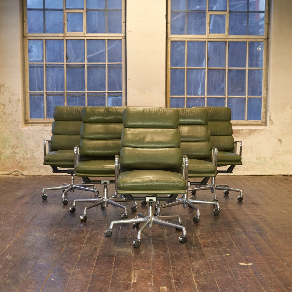 Eames Aluminum Group Soft Pad Executive Chairs - Image 2