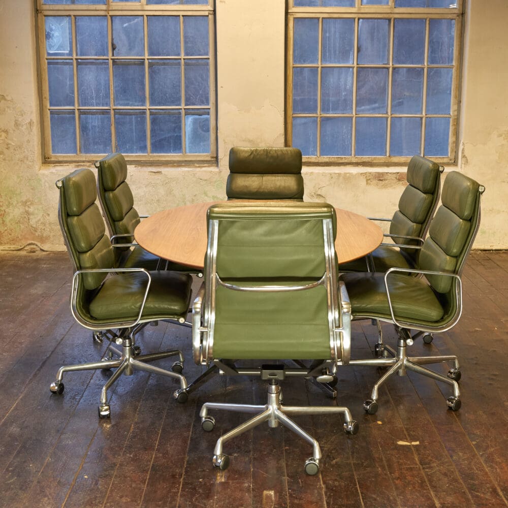 Eames Aluminum Group Soft Pad Executive Chairs - Image 8