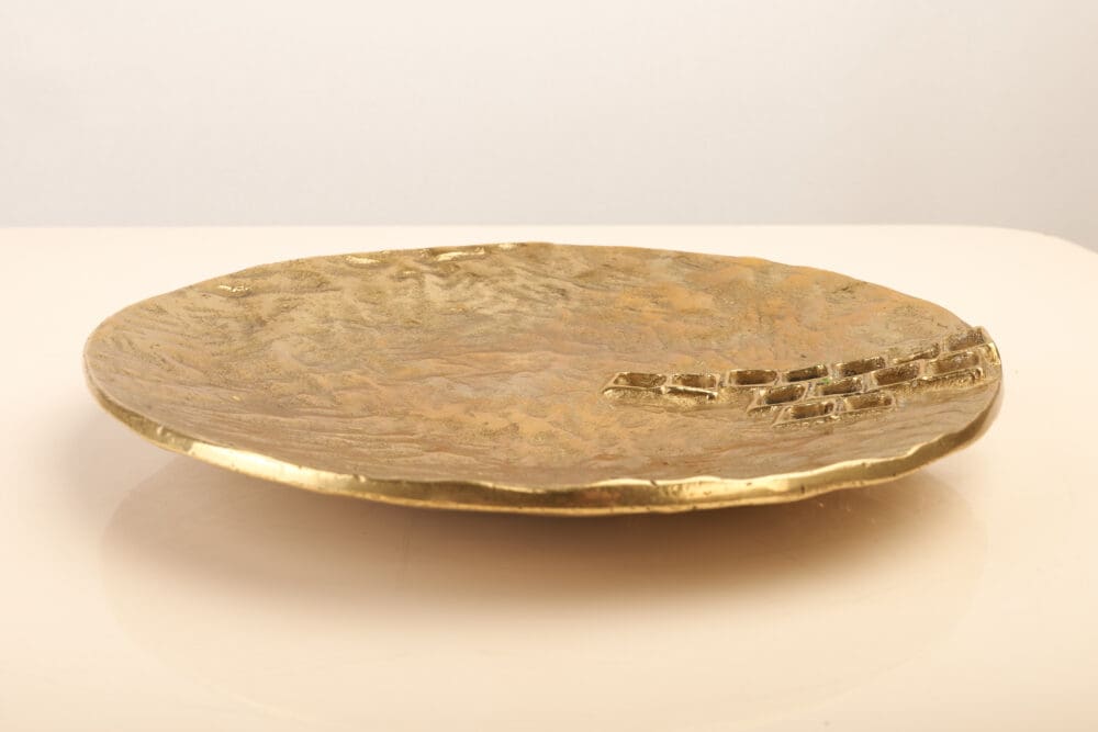 Brass brutalist candle holder and bowl - Image 3